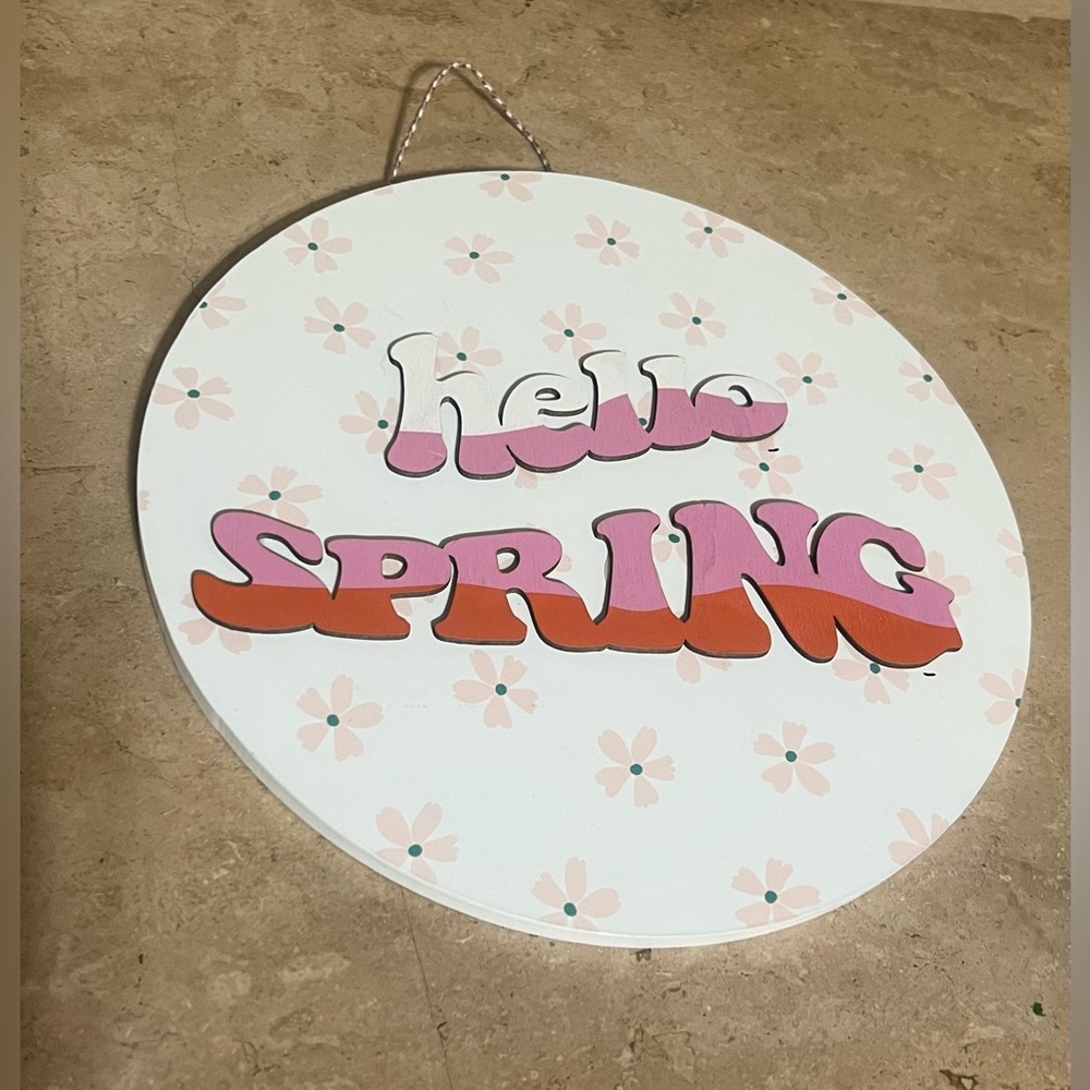 Floral 'Hello Spring' Wall Decor